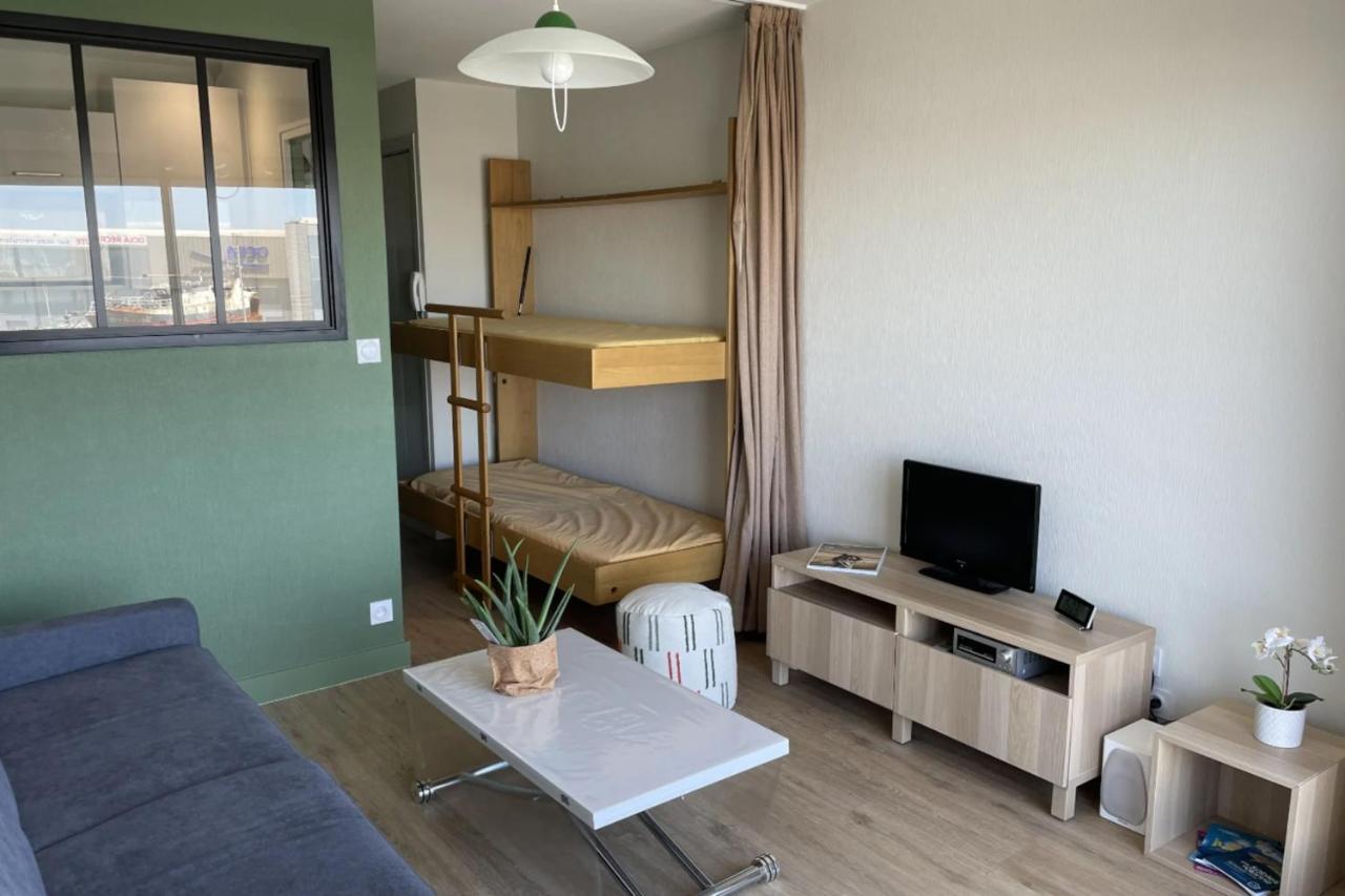 Pretty And Bright Studio With View On The Harbor Les Sables-d'Olonne Exterior photo
